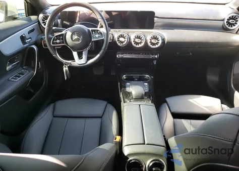 2021 Mercedes-Benz A 220 z USA, uszkodzony, nr VIN W1K3G4EB5MJ287352